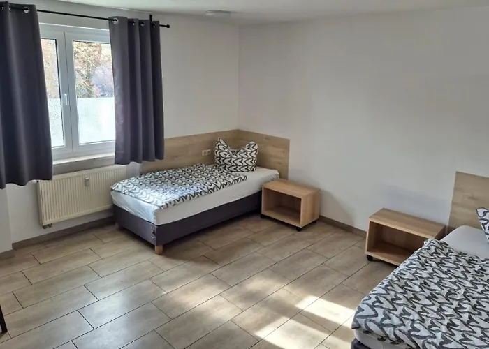 Apartamento Zweizimmerwohnung Für Monteure&bauarbeiter Leuna