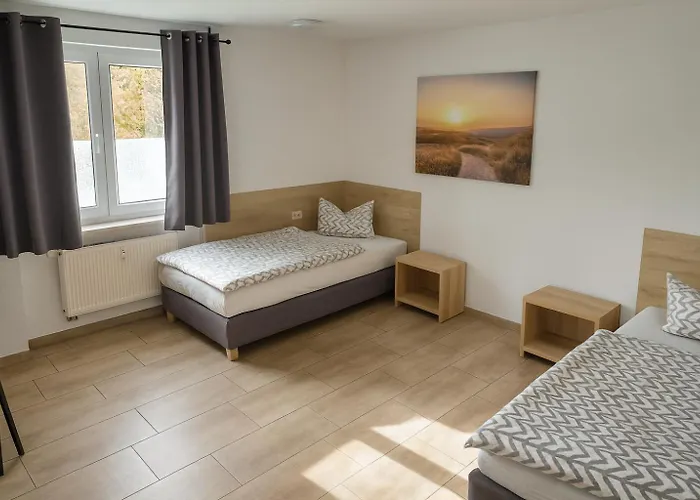 Zweizimmerwohnung Für Monteure&bauarbeiter * Leuna